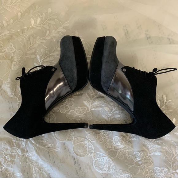 💵 SALE* Stuart Weitzman Lace Up Platform Heels - Picture 4 of 10